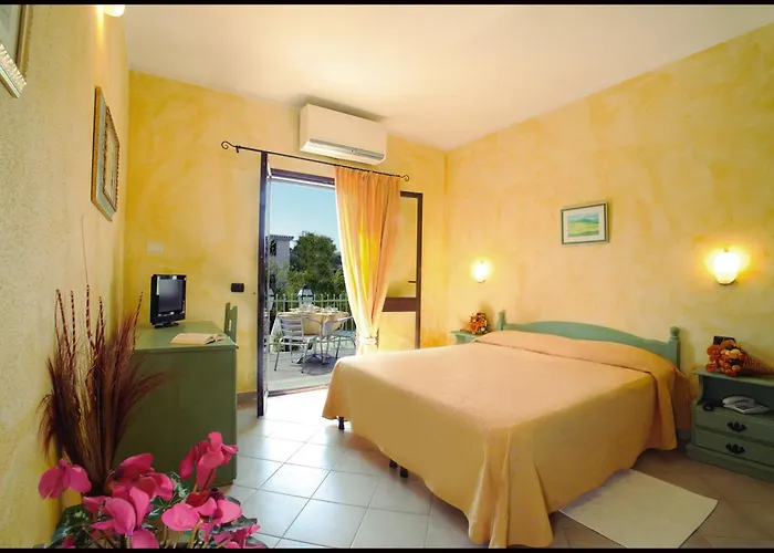 Gli Ontani Szálloda 4*